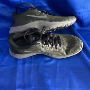 Nike Flex 2018 RN Dark Green & Black Sz7.5